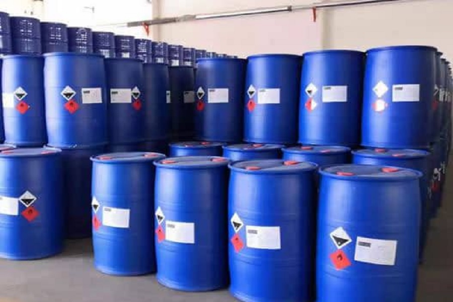 خرید عمده دی اتانول امین با تضمین خلوص و استاندارد جهانی 4 تامین پایدار مواد شیمیایی با بامداد پترو پارسان